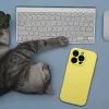 Obal / kryt na Apple iPhone 15 Pro Max žlutý – Silicone