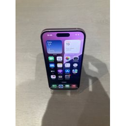 Apple iPhone 15 128GB zelený - použitý (B)