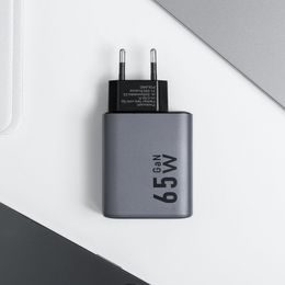 Cestovní nabíječka Forcell F-Energy s 2x USB C a USB A zásuvkami - 4A 65W s funkcí PD a Quick Charge 4.0