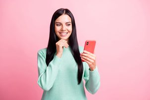 Stylové příslušenství GUESS