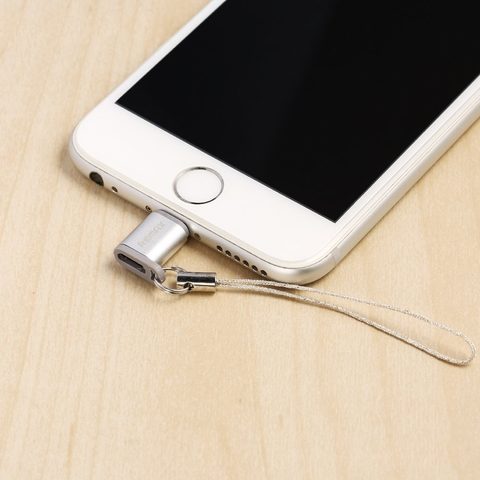 Adaptér / redukce Micro USB / Lightning - Remax