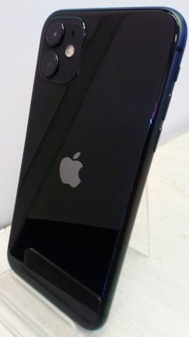 Apple iPhone 11 64GB černý - použitý (B-)