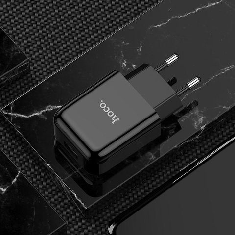 USB töltő + Lightning kábel 8-pin 2A fekete - HOCO