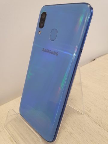 Samsung Galaxy A40 modrý - použitý (B-)