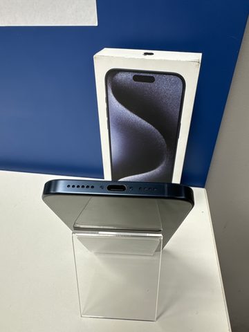 Apple iPhone 15 Pro Max 512GB modrý - použitý (A+)