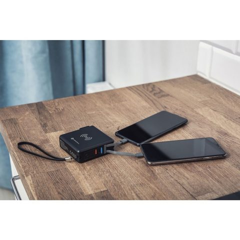 Multifunkční cestovní nabíječka 20W 5in1 s micro USB / USB-C / lightning kabel, Power Banka 10 000mAh, bezdrátové nabíjení 15W