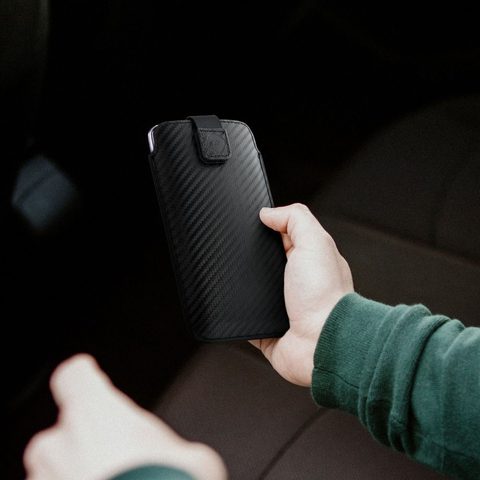 Pouzdro / obal na Apple iPhone 13 / 13 PRO - zasouvací Forcell POCKET Carbon Case