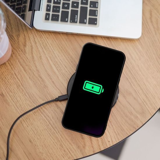 Obal / kryt na Apple iPhone 13 PRO černý Sillicon Mag Cover