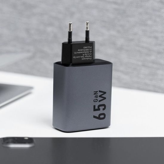 Cestovní nabíječka Forcell F-Energy s 2x USB C a USB A zásuvkami - 4A 65W s funkcí PD a Quick Charge 4.0