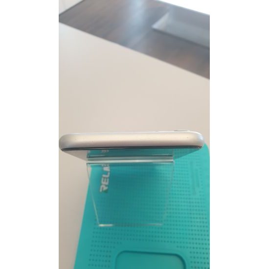 Apple iPhone 11 256GB bílý - použitý (C)