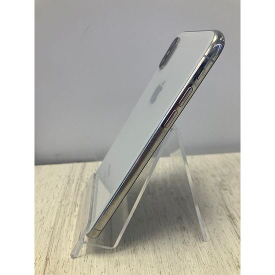 Apple iPhone X 64GB stříbrný - použitý (B-)