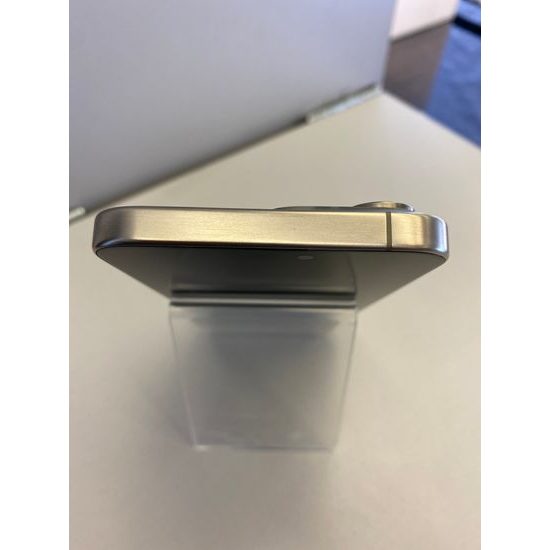 Apple iPhone 15 Pro Max 512GB šedý - použitý (A)