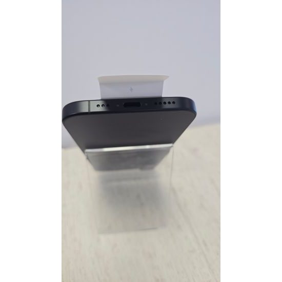 Apple iPhone 16 128GB černý - zánovní