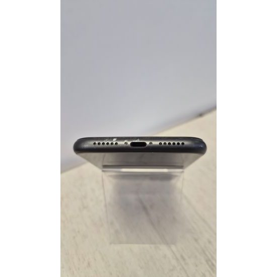 Apple iPhone 11 128GB černý - použitý (C)