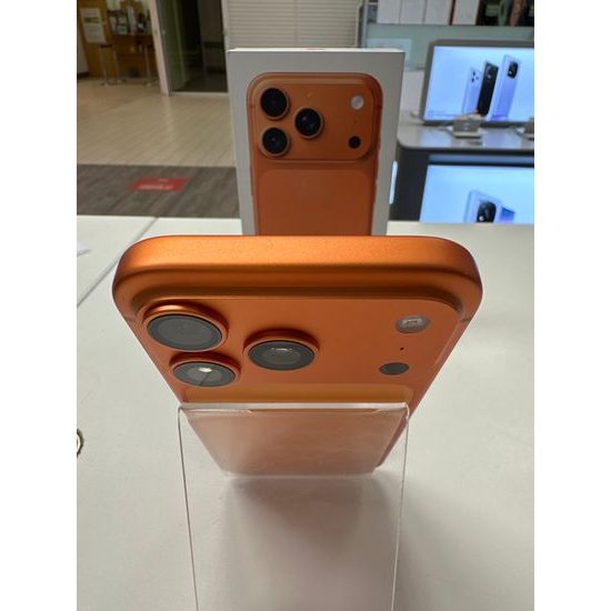 Apple iPhone 17 Pro 512GB oranžový - použitý (A+)