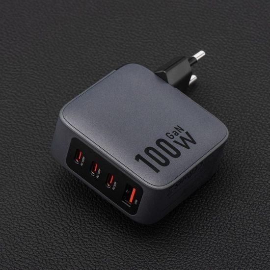 Cestovní nabíječka Forcell F-Energy se zásuvkami 3x USB C a USB A - 100W s funkcí PD a Quick Charge 4.0