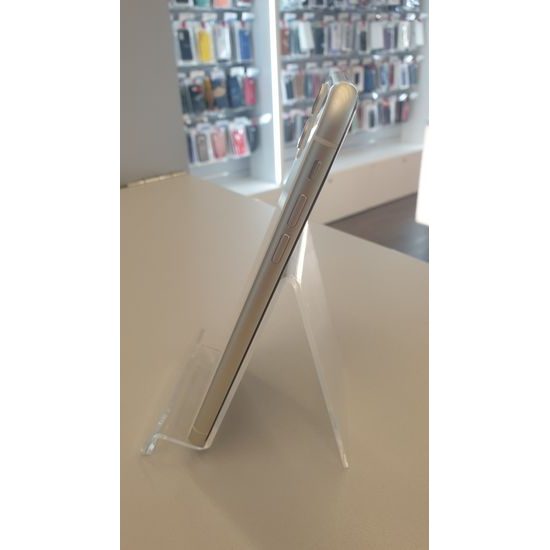Apple iPhone 11 128GB bílý - použitý (B)