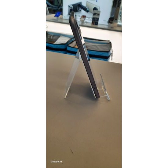 Apple iPhone 11 64GB fialový - použitý (C)