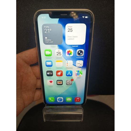 Apple iPhone 11 64GB bílý - použitý (B-)