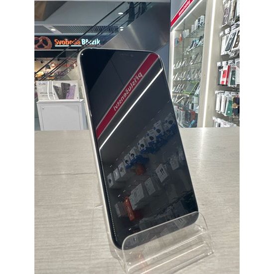 Apple iPhone 11 64GB bílý - použitý (B-)