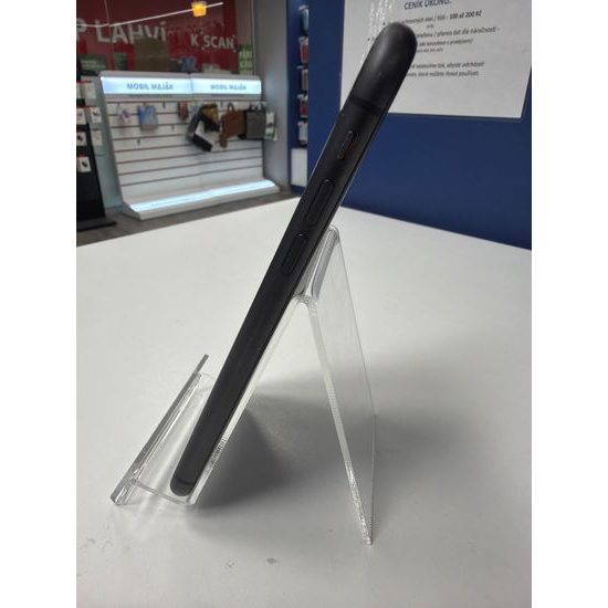 Apple iPhone 11 64GB černý - použitý (B)