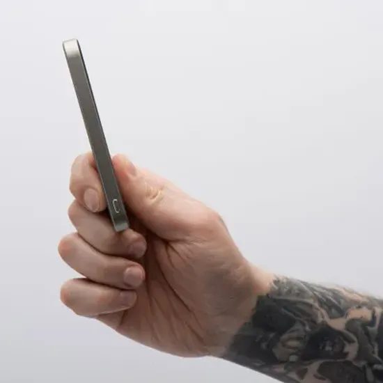 Tenká powerbanka Forcell F-Energy Super Slim F5k8 s MagSafe PD3.0 QC4.0 15W 5000mAh - béžová