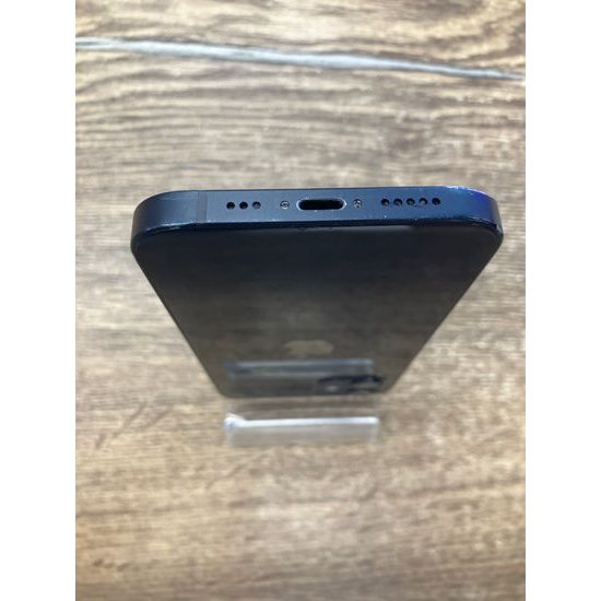 Apple iPhone 12 4GB/64GB černý - použitý (B-)