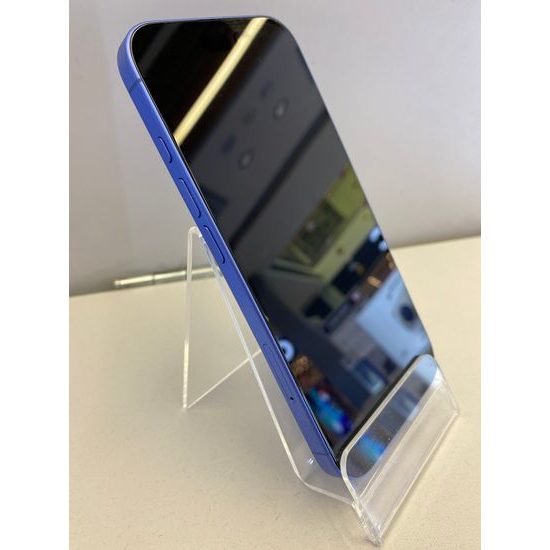 Apple iPhone 16 128GB modrý - použitý (C)