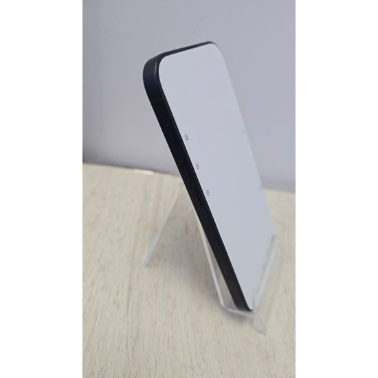 Apple iPhone 16 128GB černý - zánovní