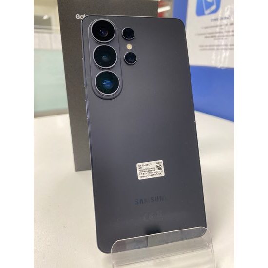Samsung Galaxy S26 Ultra 12GB/256GB černý - (Zánovní)