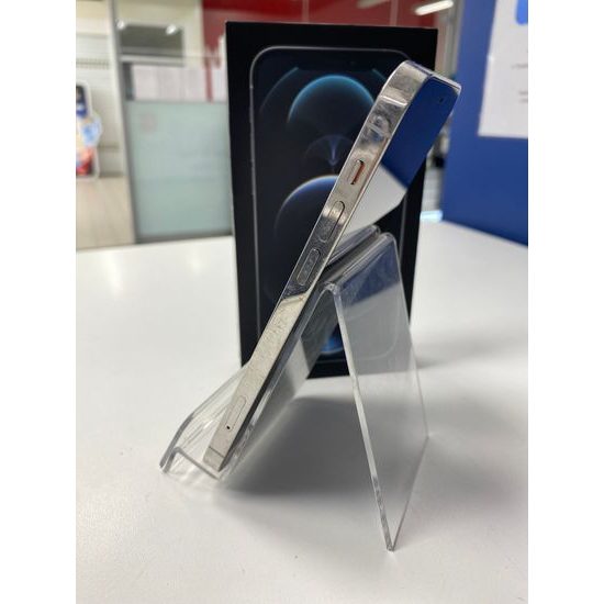 Apple iPhone 12 Pro 128 GB stříbrný - použitý (B)