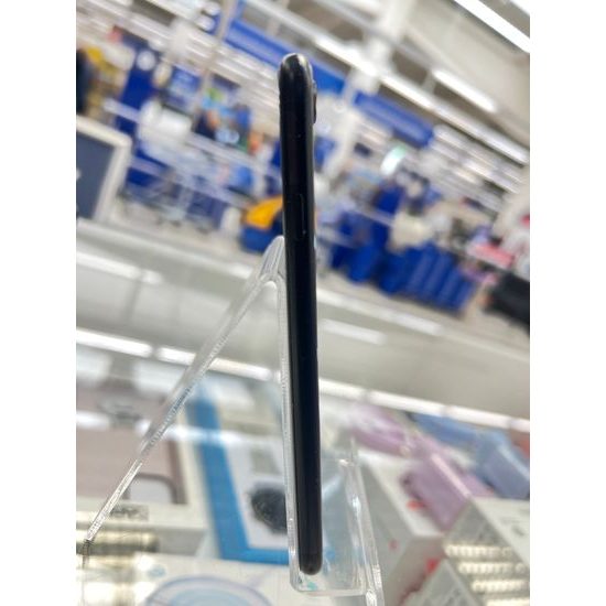 Apple iPhone SE 2020 64GB černá - použitý (B-)