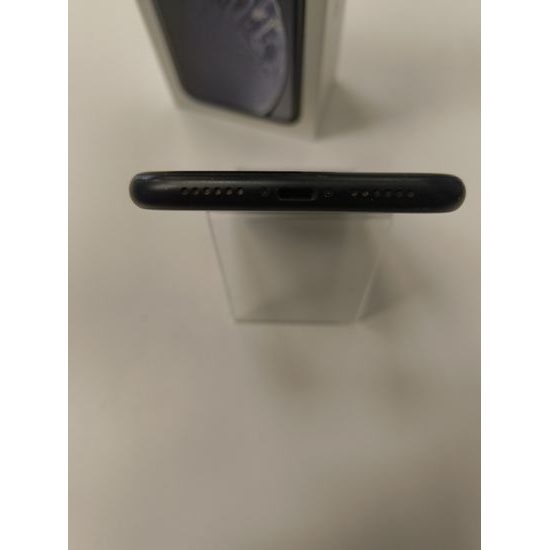 Apple iPhone XR 64GB černý - použitý (B-)