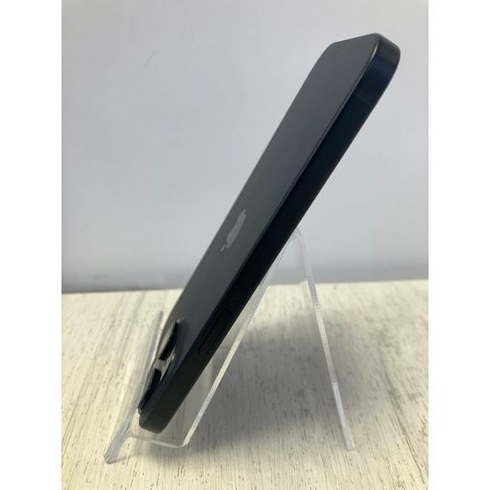 Apple iPhone 15 128GB černý - použitý (B-)