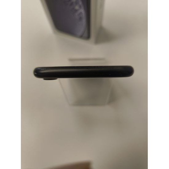Apple iPhone XR 64GB černý - použitý (B-)