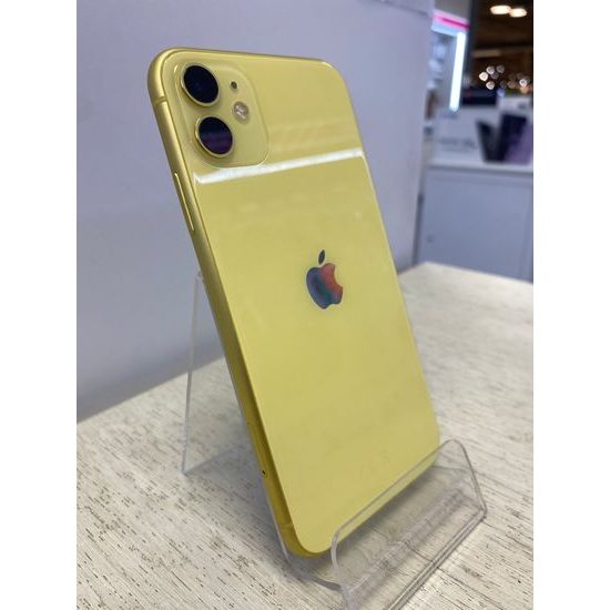Apple iPhone 11 128GB žlutý - použitý (B-)