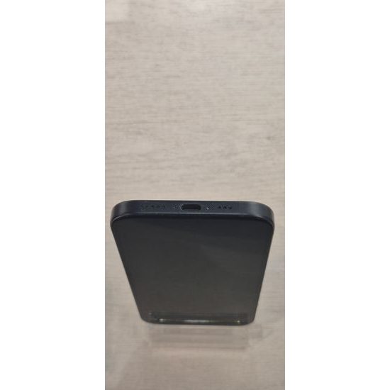 Apple iPhone 15 128GB černý - použitý (A-)