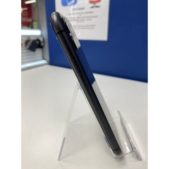 Apple iPhone 11 64GB černý - použitý (A)