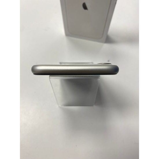 Apple iPhone 11 128GB - bílý použitý - (A-)