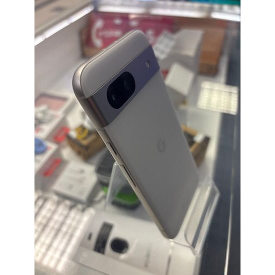 Google Pixel 8A 8GB/128GB bílý - použitý (B)