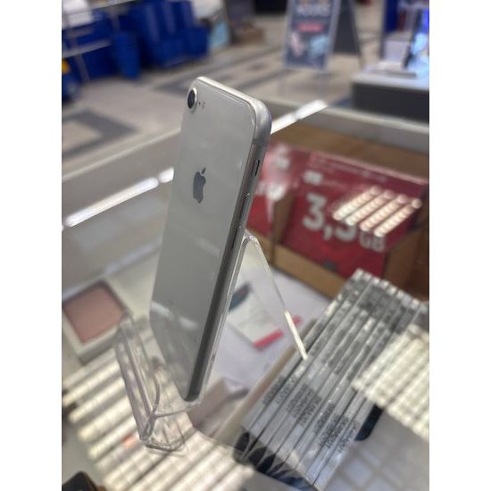 Apple iPhone 8 64GB Bílá - použitý (C)