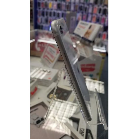 Apple iPhone SE 2020 64GB bílý - použitý (B)