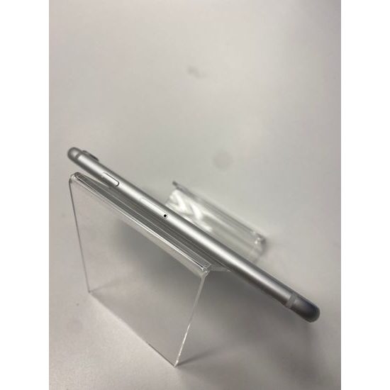 Apple iPhone 8 64 GB stříbrný - použitý (B+)