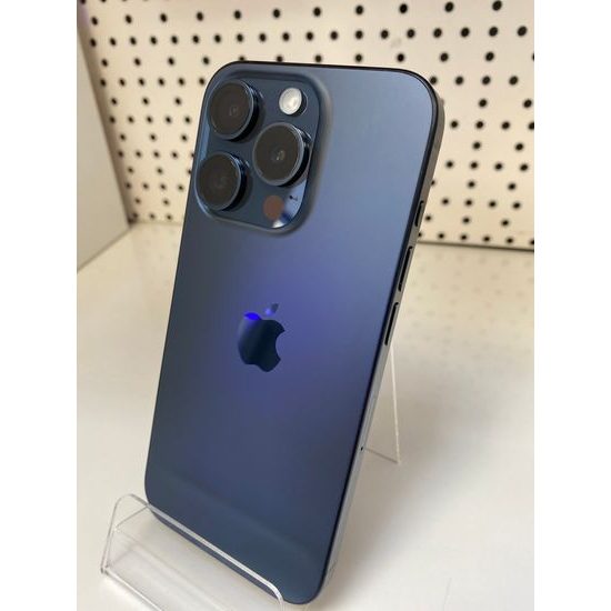 Apple iPhone 15 Pro 256GB modrý - použitý (A-)