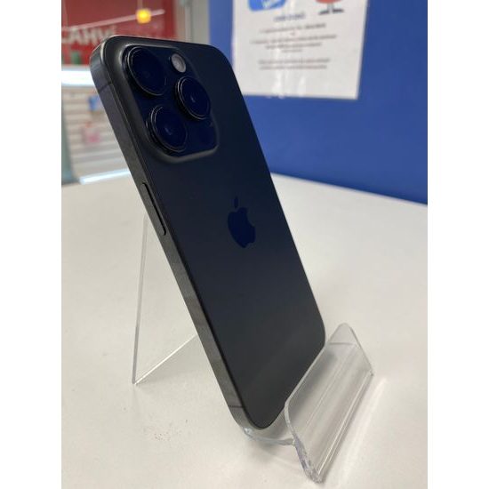 Apple iPhone 15 Pro 128GB černý - použitý (B)