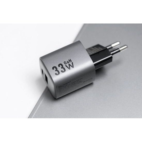 Cestovní nabíječka Forcell F-Energy se zásuvkami USB C a USB A - 3A 33W s funkcí PD a Quick Charge 4.0