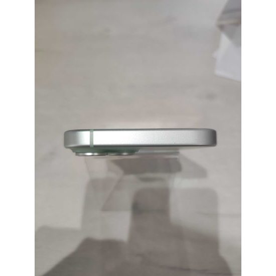 Apple iPhone 15 128GB zelený - použitý (B)