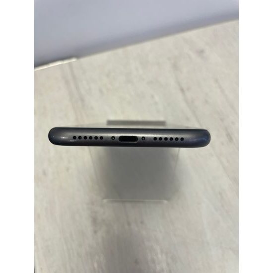 Apple iPhone 11 64GB černý - použitý (C)