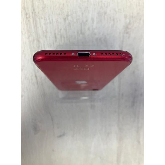 Apple iPhone SE 2020 3GB/64GB červený - použitý (B-)