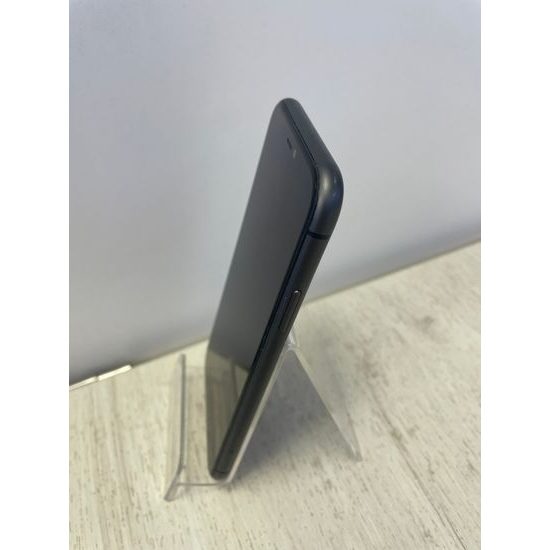 Apple iPhone 11 64GB černý - použitý (C)